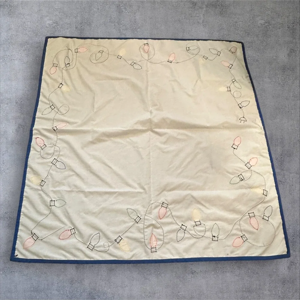 Handmade Christmas Tablecloth Fabric Applique‎ Lights Signed Dated 1991 43x41